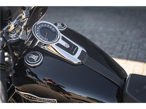 Harley-Davidson Kiel FLSB SPORT GLIDE 107 - PENZL -