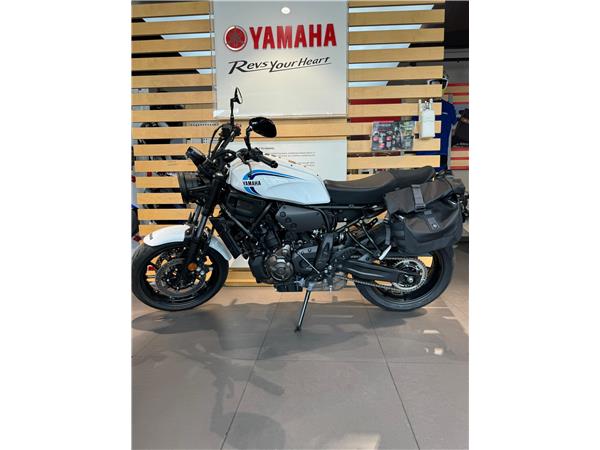 2023 Yamaha XSR700