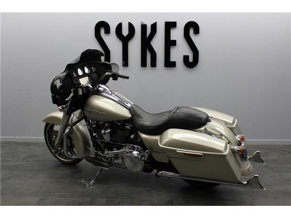 2018 Harley-Davidson Street Glide