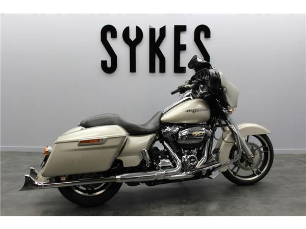 2018 Harley-Davidson Street Glide