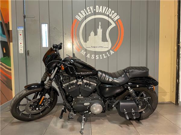 SPORTSTER IRON 883