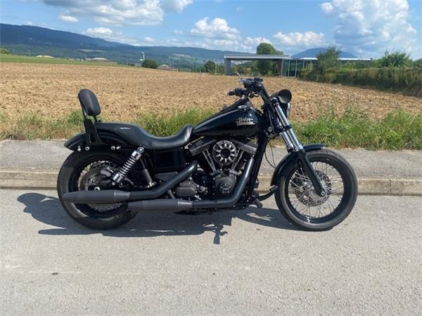 2017 HARLEY-DAVIDSON Dyna FXDB Dyna Street Bob 103 ABS