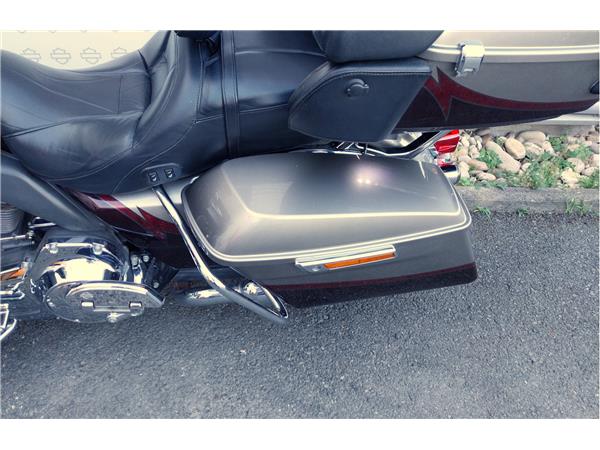 TOURING ELECTRA GLIDE 1800 CVO