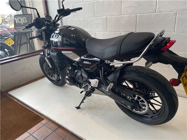 2024 Kawasaki Z650RS