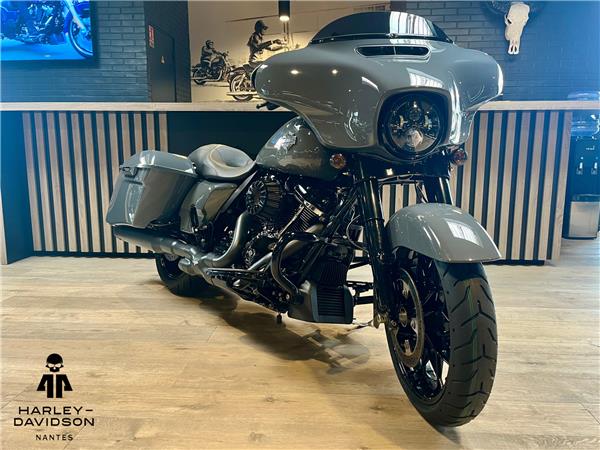 TOURING STREET GLIDE 1868 SPECIAL