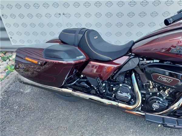 TOURING STREET GLIDE 1977 CVO 