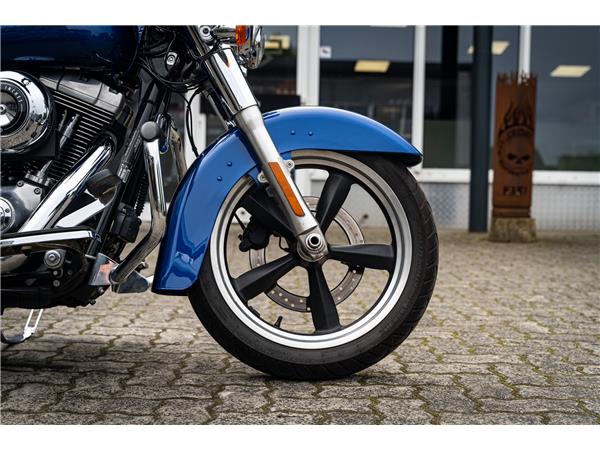 Harley-Davidson Kiel DYNA SWITCHBACK FLD 103 cui - REMUS AUSPUFF 