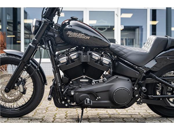 Harley-Davidson Kiel STREET BOB FXBB SOFTAIL- JEKILL&HYDE - CLUBSTYLE