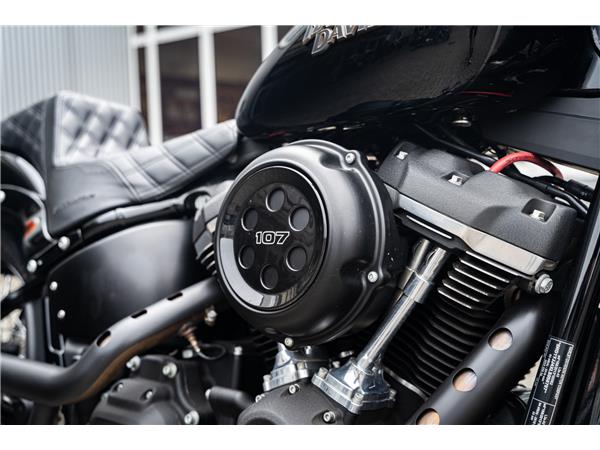 Harley-Davidson Kiel STREET BOB FXBB SOFTAIL - KESSTECH - SPEICHEN