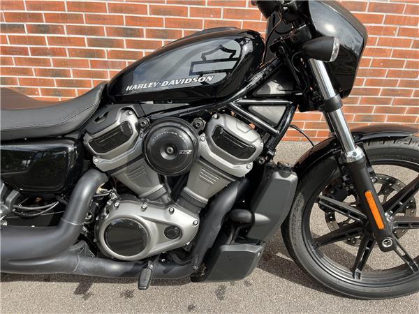 SPORTSTER NIGHTSTER 975