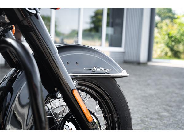 Harley-Davidson Kiel Softail Heritage 114 FLHCS -PENZL KLAPPENAUSPUFF