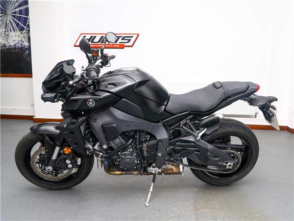 2022 Yamaha MT-10