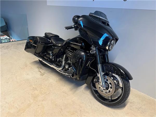 2017 HARLEY-DAVIDSON CVO FLHXSE Street Glide ABS CVO 114