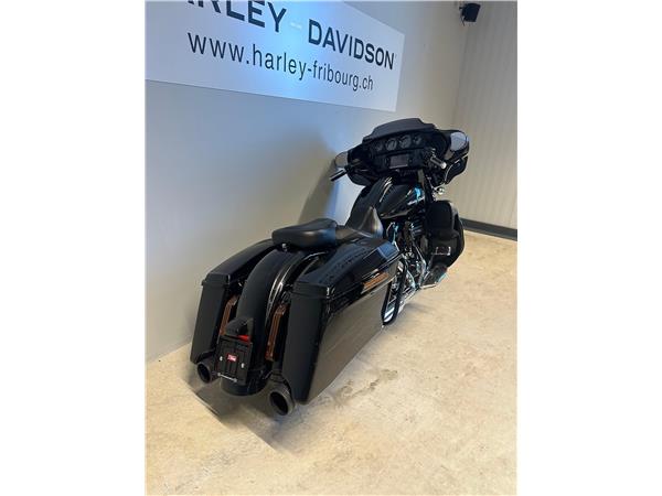 2017 HARLEY-DAVIDSON CVO FLHXSE Street Glide ABS CVO 114