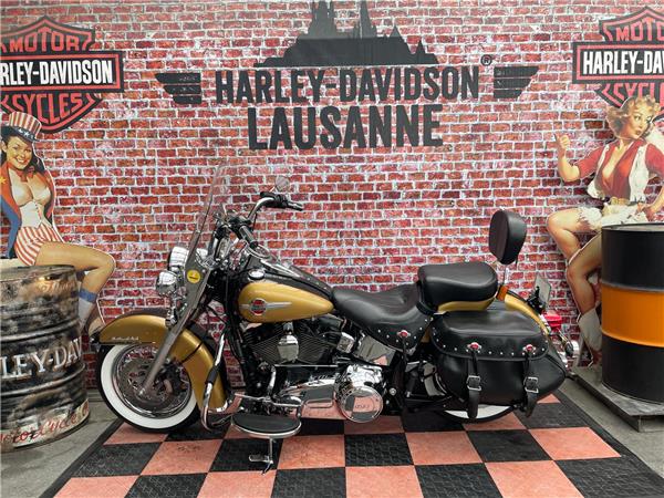 2017 HARLEY-DAVIDSON Softail FLSTC Softail Heritage Classic ABS