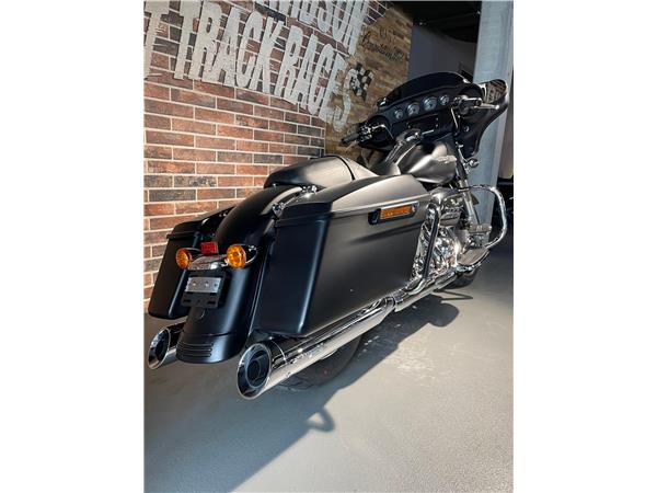 2017 HARLEY-DAVIDSON Touring FLHXS Street Glide Special 107 ABS