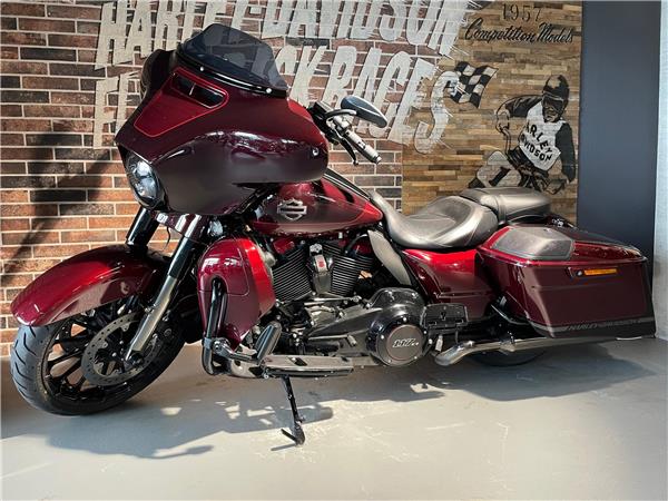 2019 HARLEY-DAVIDSON CVO FLHXSE Street Glide ABS CVO 117