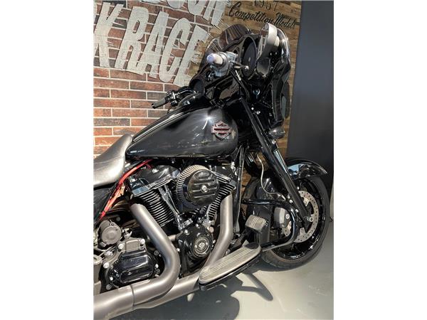 2020 HARLEY-DAVIDSON Touring FLHXS Street Glide Special 114