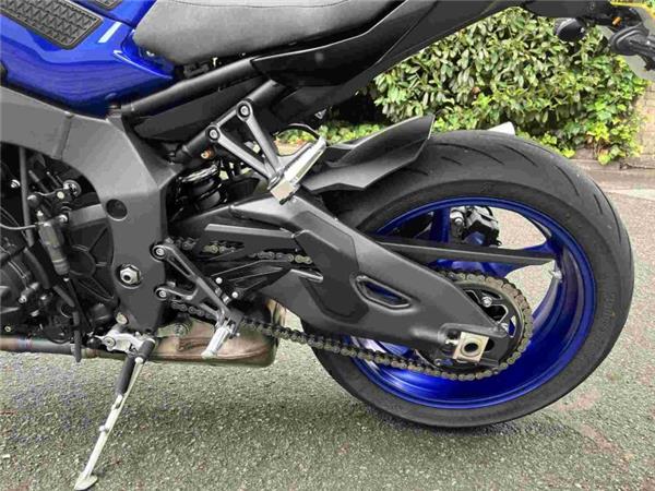 2023 Yamaha MT 10 Blue