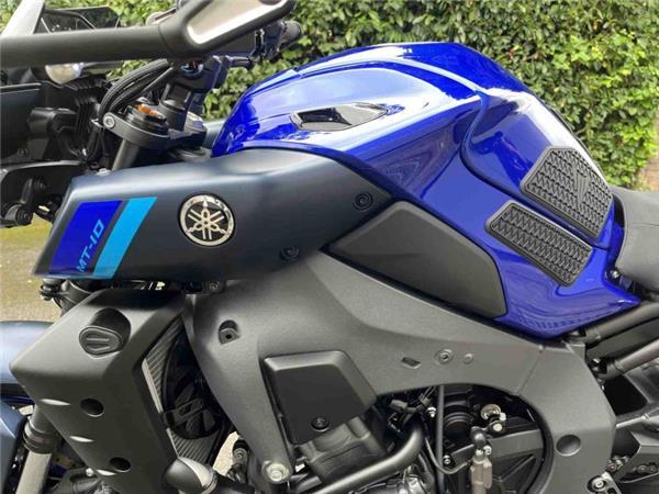 2023 Yamaha MT 10 Blue