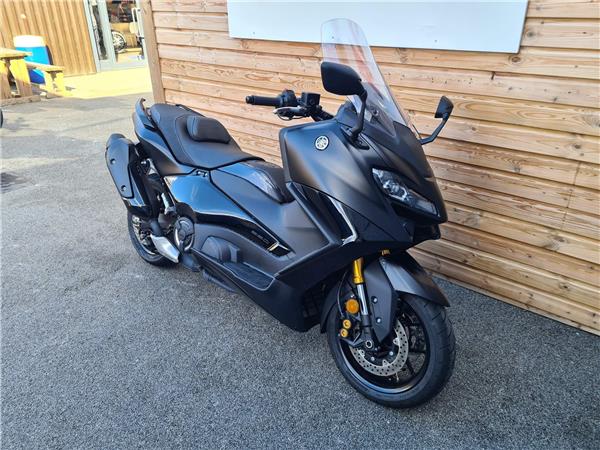 2024 Yamaha TMAX