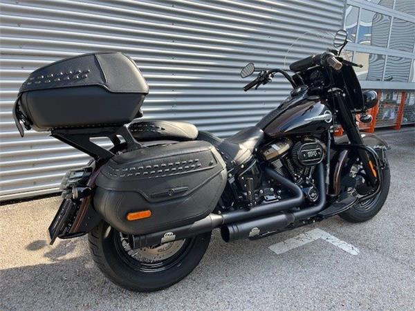 2019 Harley-Davidson Softail Heritage Classic 114 FLHCS Cruiser