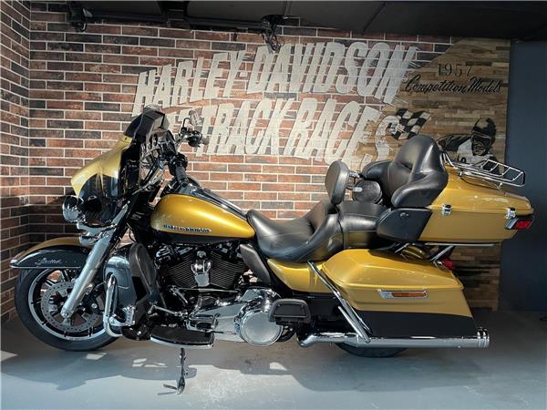 2017 HARLEY-DAVIDSON Touring FLHTK Electra Glide Ultra Limited 107 ABS