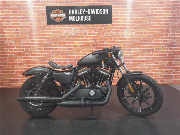 SPORTSTER IRON 883