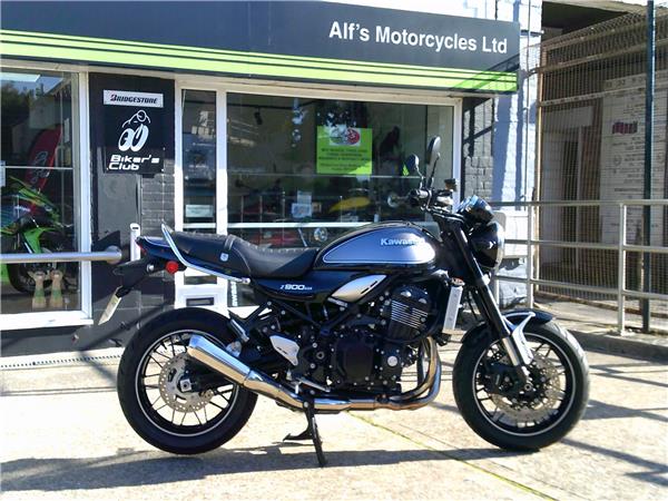 2024 Kawasaki Z900RS