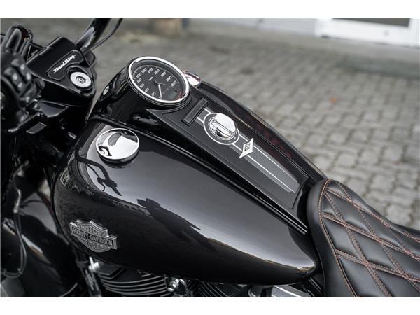 Harley-Davidson Kiel ROAD KING SPECIAL 114 FLHRXS - JEKILL&HYDE -