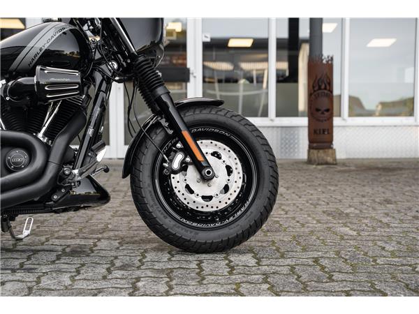 Harley-Davidson Kiel DYNA FAT BOB FXDF 103 CUI - Red Thunder Auspuff