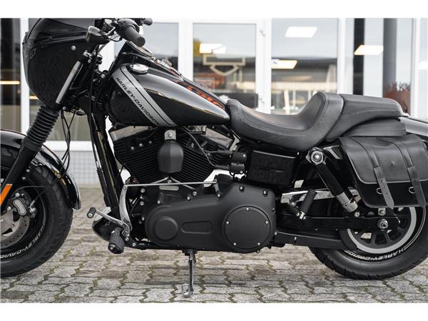 Harley-Davidson Kiel DYNA FAT BOB FXDF 103 CUI - Red Thunder Auspuff