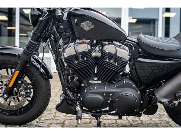 Harley-Davidson Kiel XL1200X SPORTSTER FORTY-EIGHT - MILLER AUSPUFF