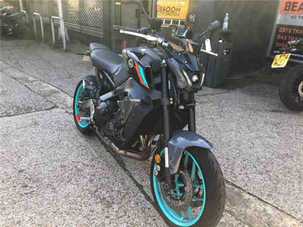 2023 Yamaha MT-09 ABS GREY