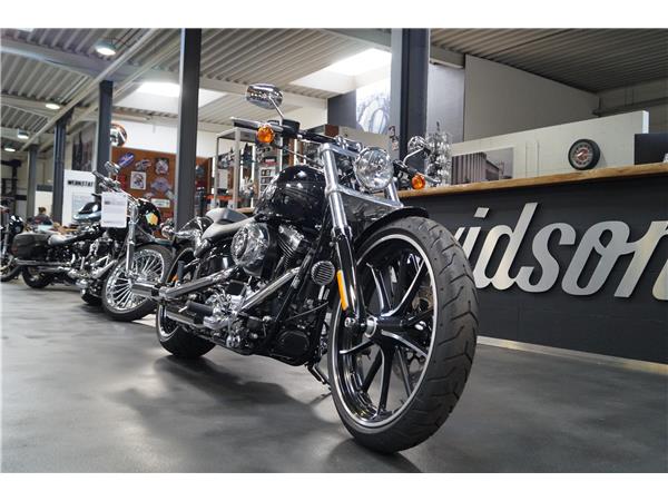 2015 Breakout 103 aus 1.Hand Twin-Cam FXSB Softail