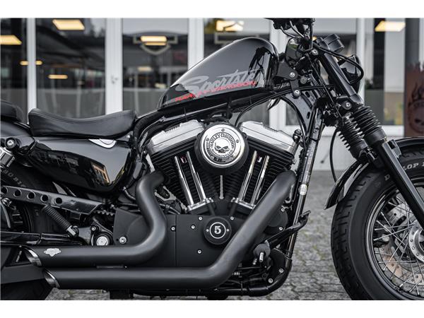 Harley-Davidson Kiel XL1200X Sportster Forty-Eight - Vance & Hines -