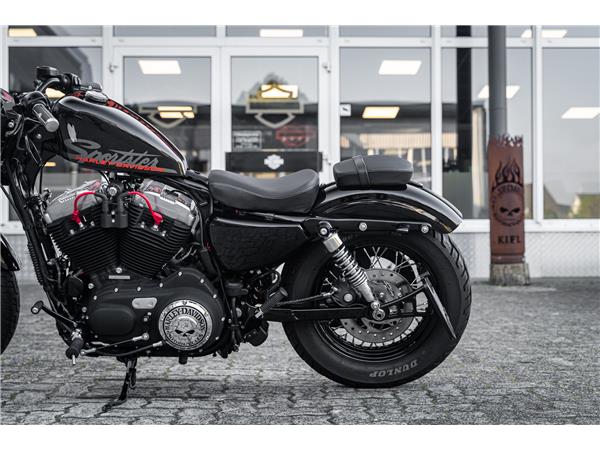 Harley-Davidson Kiel XL1200X Sportster Forty-Eight - Vance & Hines -