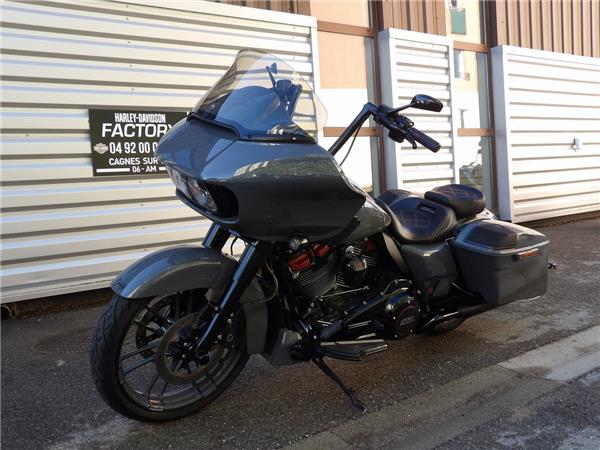 2018 HARLEY-DAVIDSON ROAD GLIDE