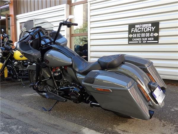 2018 HARLEY-DAVIDSON ROAD GLIDE