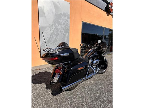 Harley-Davidson Touring FLTRU - Road Glide Ultra