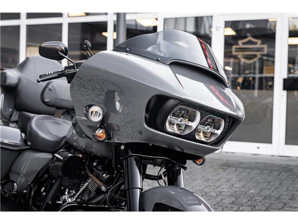 Harley-Davidson Kiel ROAD GLIDE ST 117 FLTRXST - 1.HAND JEKILL&HYDE-