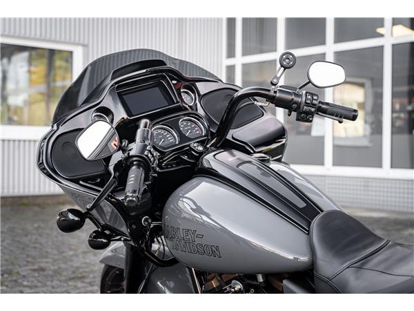 Harley-Davidson Kiel ROAD GLIDE ST 117 FLTRXST - 1.HAND JEKILL&HYDE-