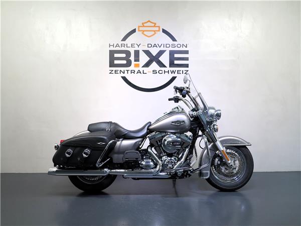 2017 HARLEY-DAVIDSON Touring FLHRC Road King Classic 103 ABS