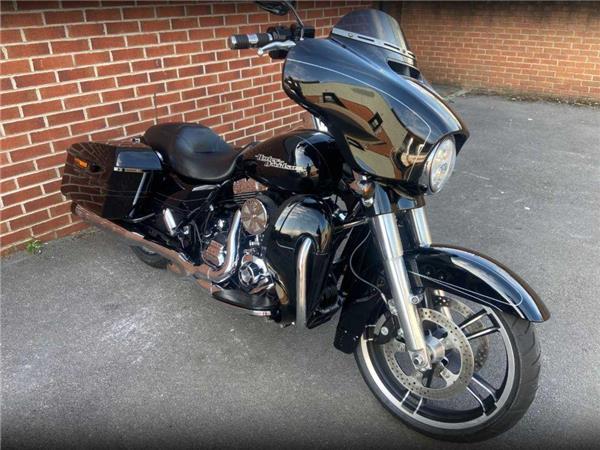 2015 Harley-Davidson Flhxs Street Glide SP 186