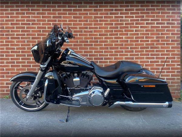 2015 Harley-Davidson Flhxs Street Glide SP 186