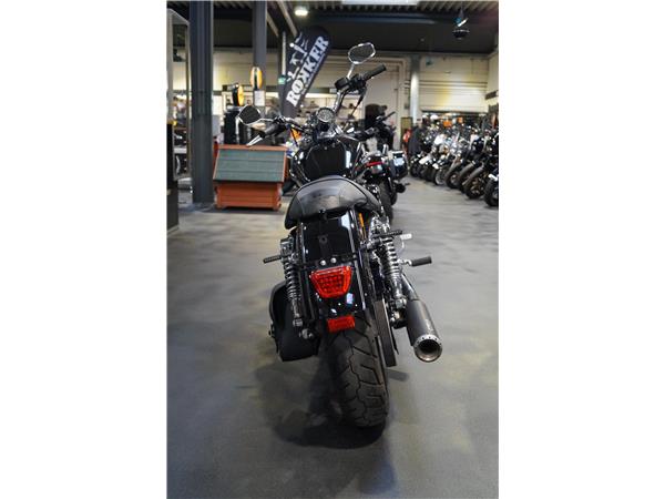 2015 Sportster 1200 Custom mit MILLER Auspuff mit Garantie XL1200C 35KW/48PS möglich