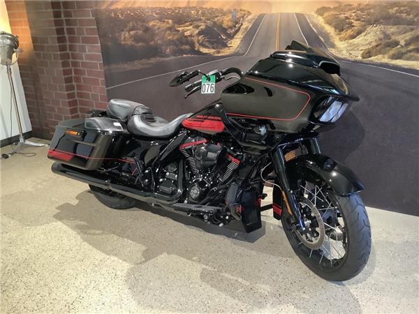 FLTRXSE CVO ROAD GLIDE Jekill & Hyde