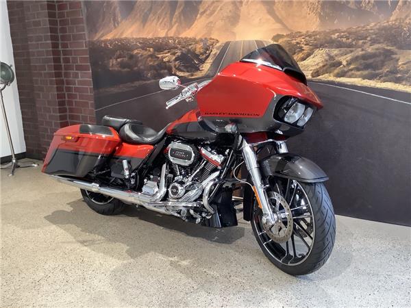 FLTRXSE CVO ROAD GLIDE J&H KLAPPENAUSPUFF