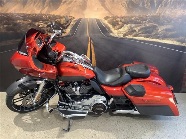 FLTRXSE CVO ROAD GLIDE J&H KLAPPENAUSPUFF