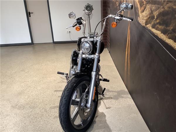 FXST Softail Standard 4 Jahre Garantie